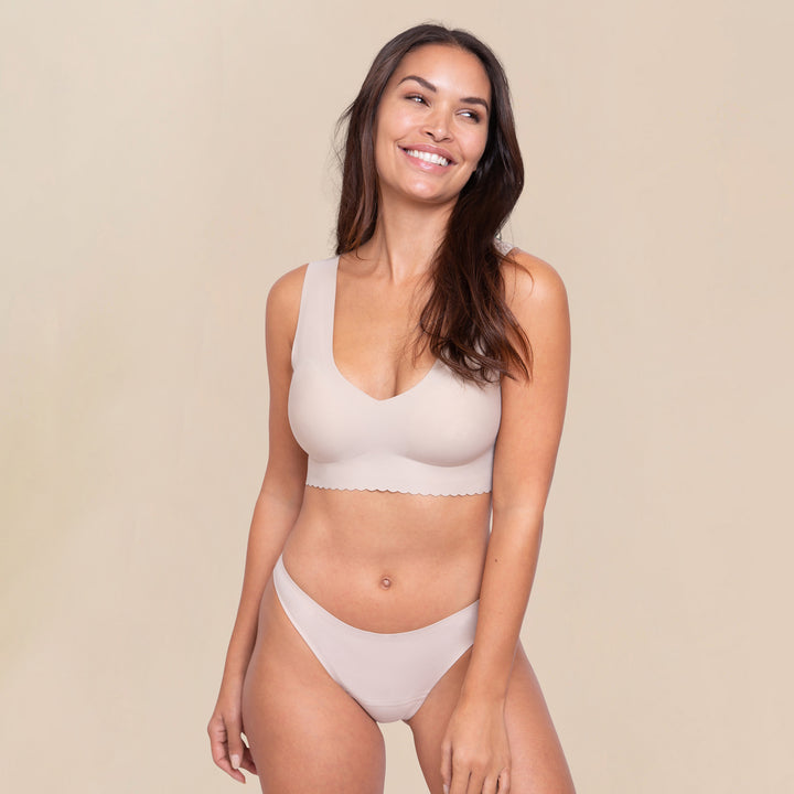 Leakproof Thong – Light Absorbency
